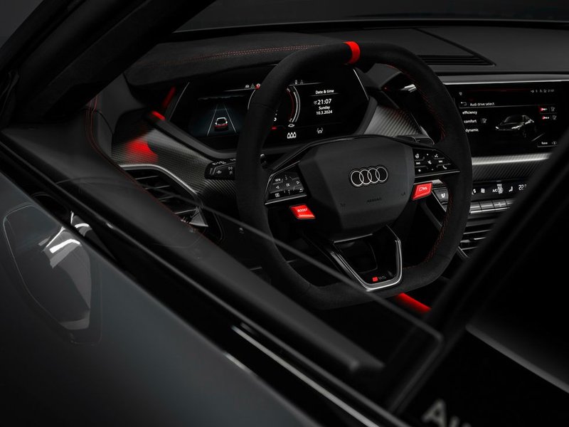 2025-audi-e-tron-gt-interior-103-6671ae0a10ab8