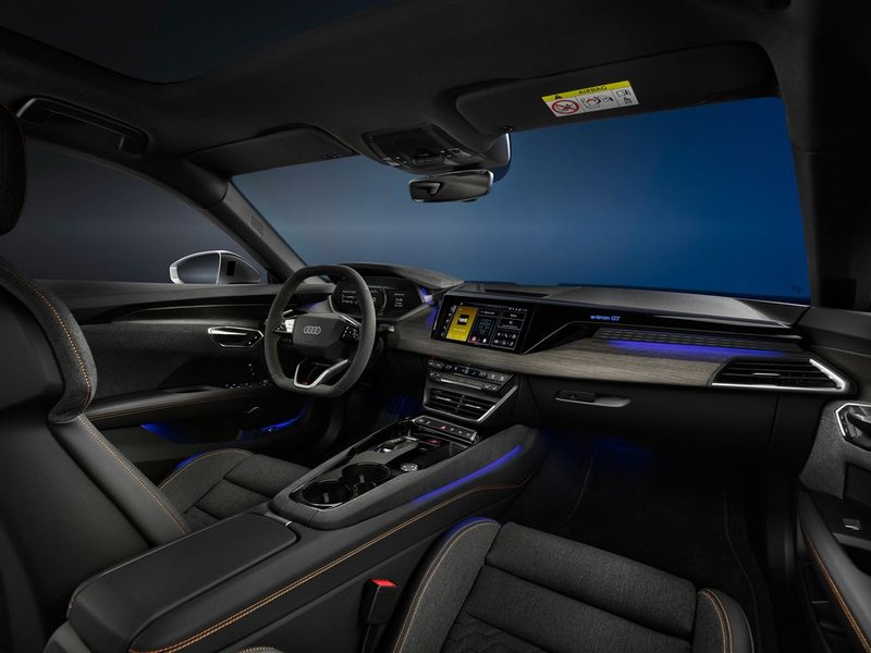 2025-audi-e-tron-gt-interior-109-6671ae08da97f