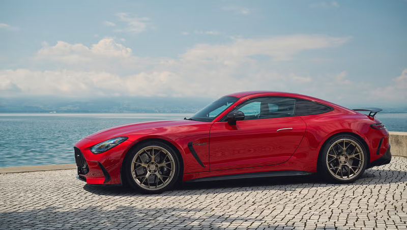 2025-mercedes-amg-gt63-s-e-performance-103-669e708d2a115 (1)